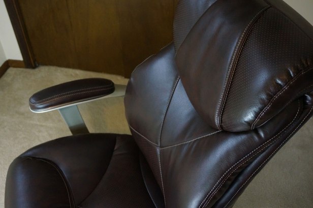 La-Z-Boy-45776-Cantania-chair