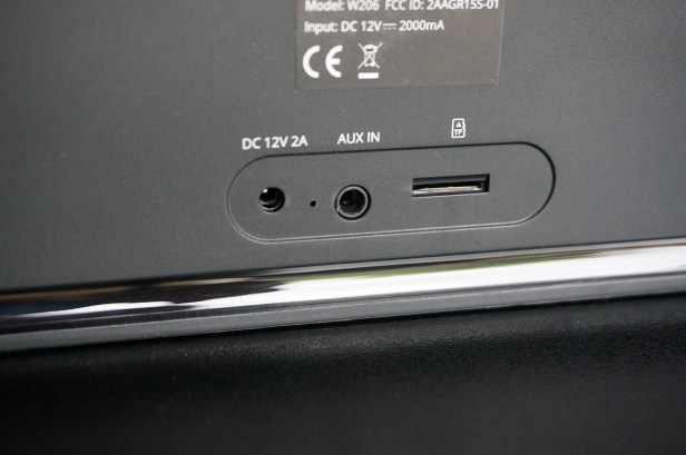 iDeaUSA-WiFi-Smart-Speaker-back-ports