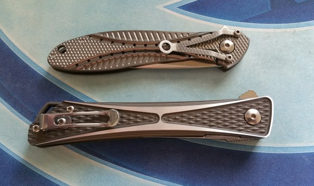 Crossbones-knife-7530-Eros-Ken-Onion-Jeff-Park-side-by-side