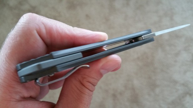 Crossbones-knife-7530-Jeff-Park-liner